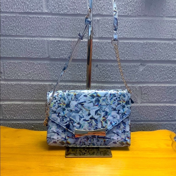 Betsey Johnson Sam Crossbody Bag Tri-Fold Wallet on Chain Strap Multi Color EUC - Picture 2 of 15